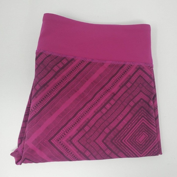 Fabletics Leggings Size XL Purple Print Stretch High Waisted Ankle - Picture 2 of 11